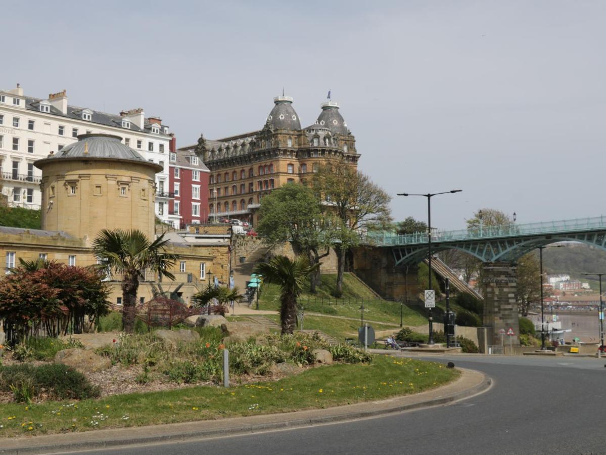 North Beach Lodge Scarborough Bagian luar foto