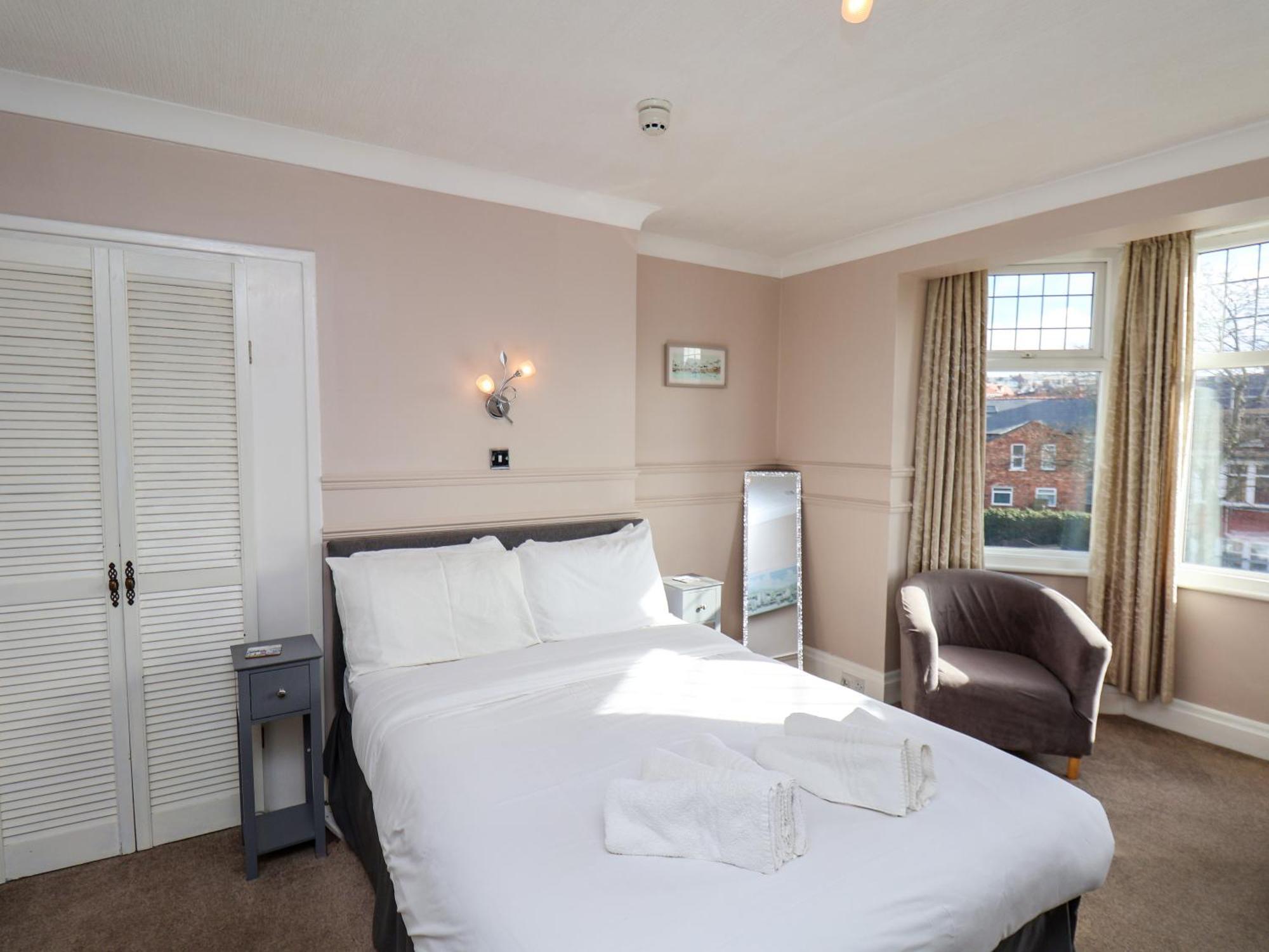 North Beach Lodge Scarborough Bagian luar foto