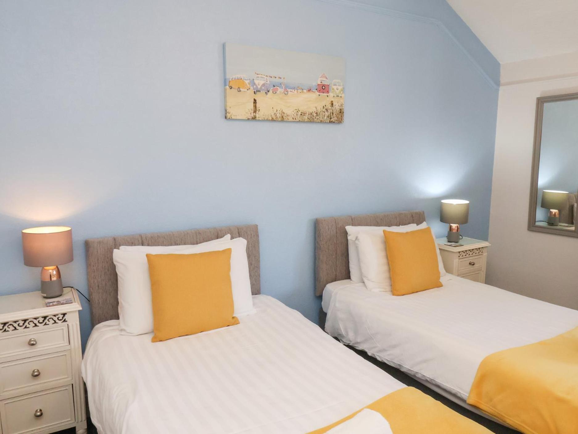 North Beach Lodge Scarborough Bagian luar foto