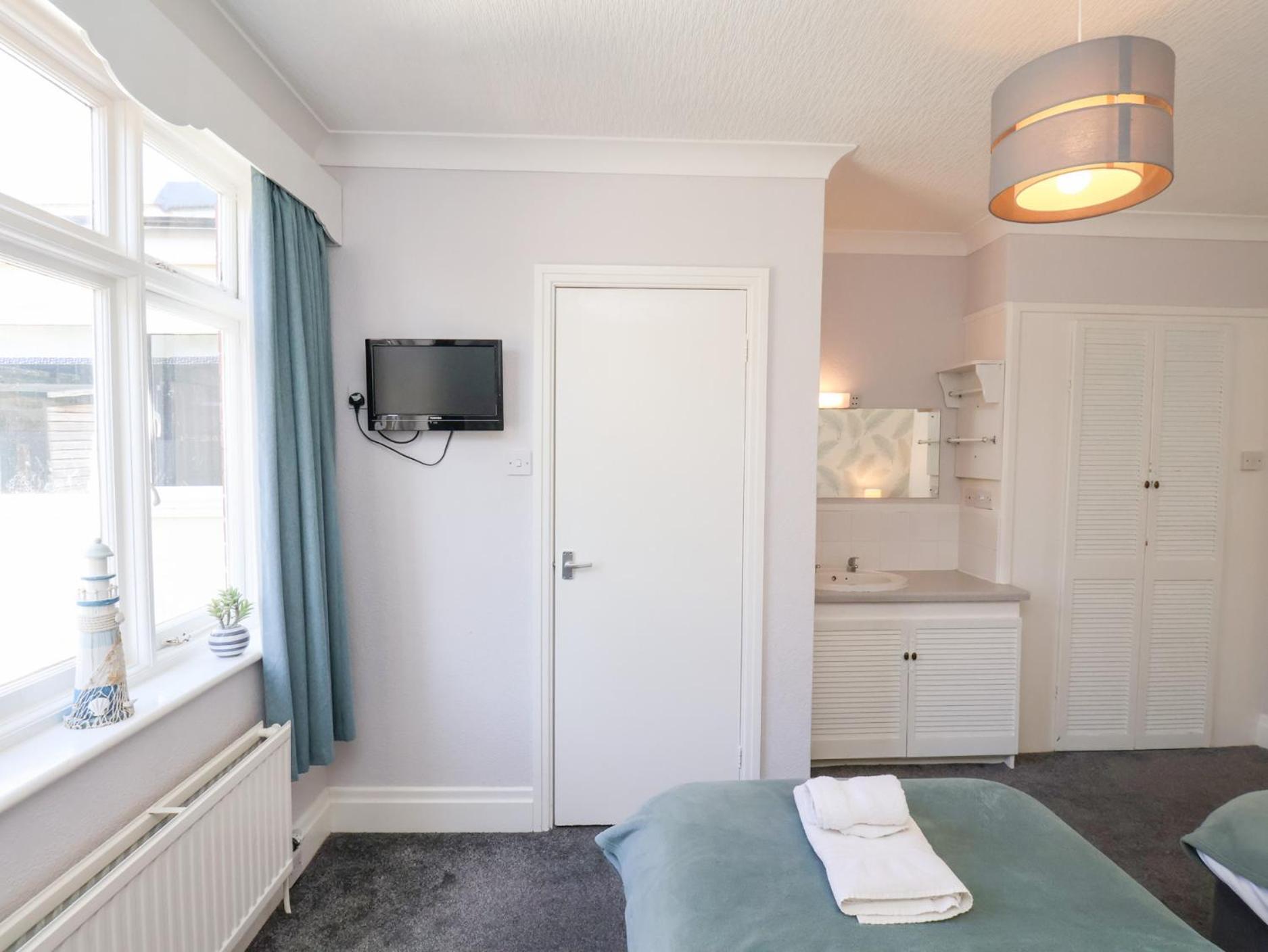 North Beach Lodge Scarborough Bagian luar foto