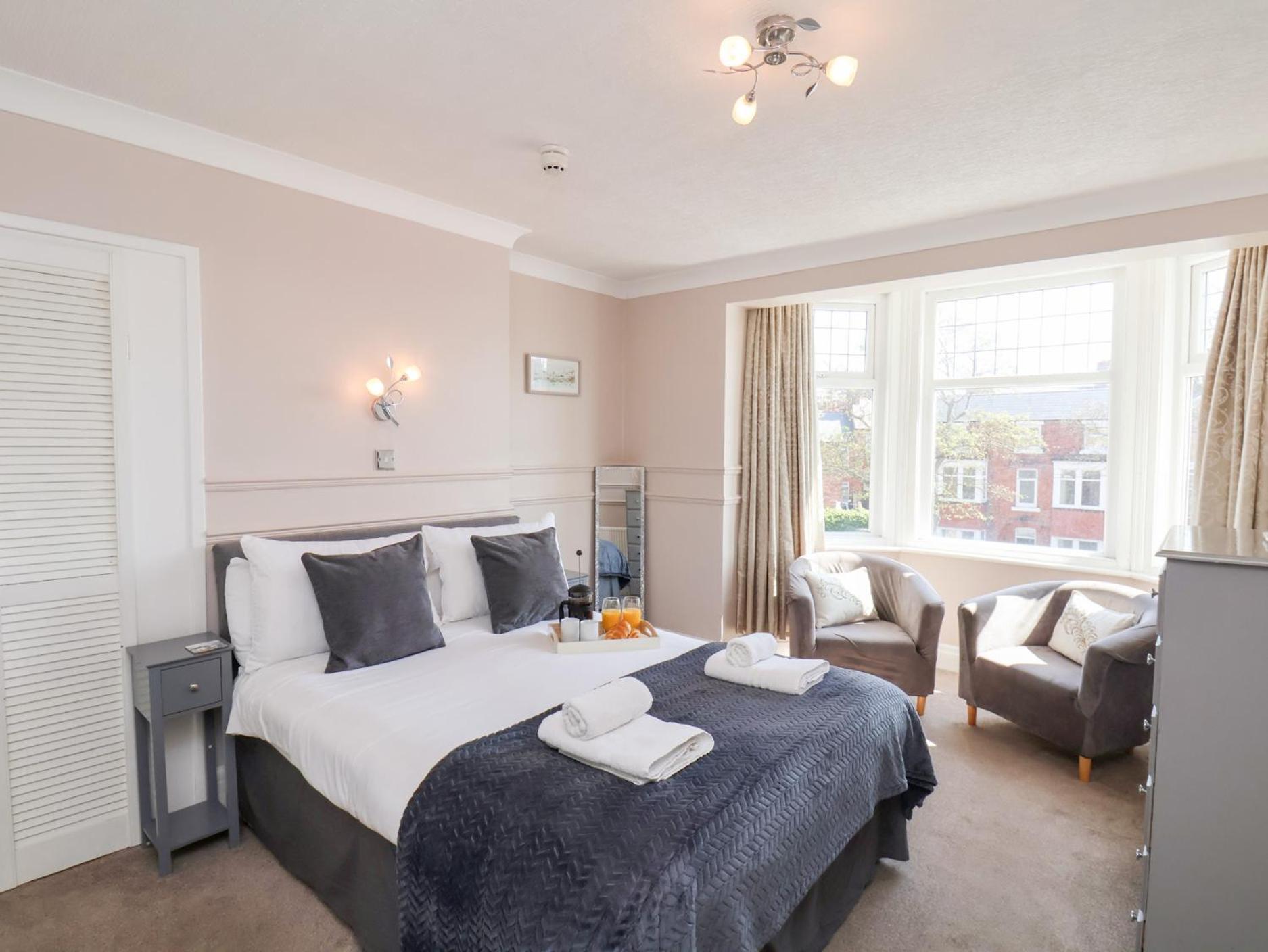 North Beach Lodge Scarborough Bagian luar foto